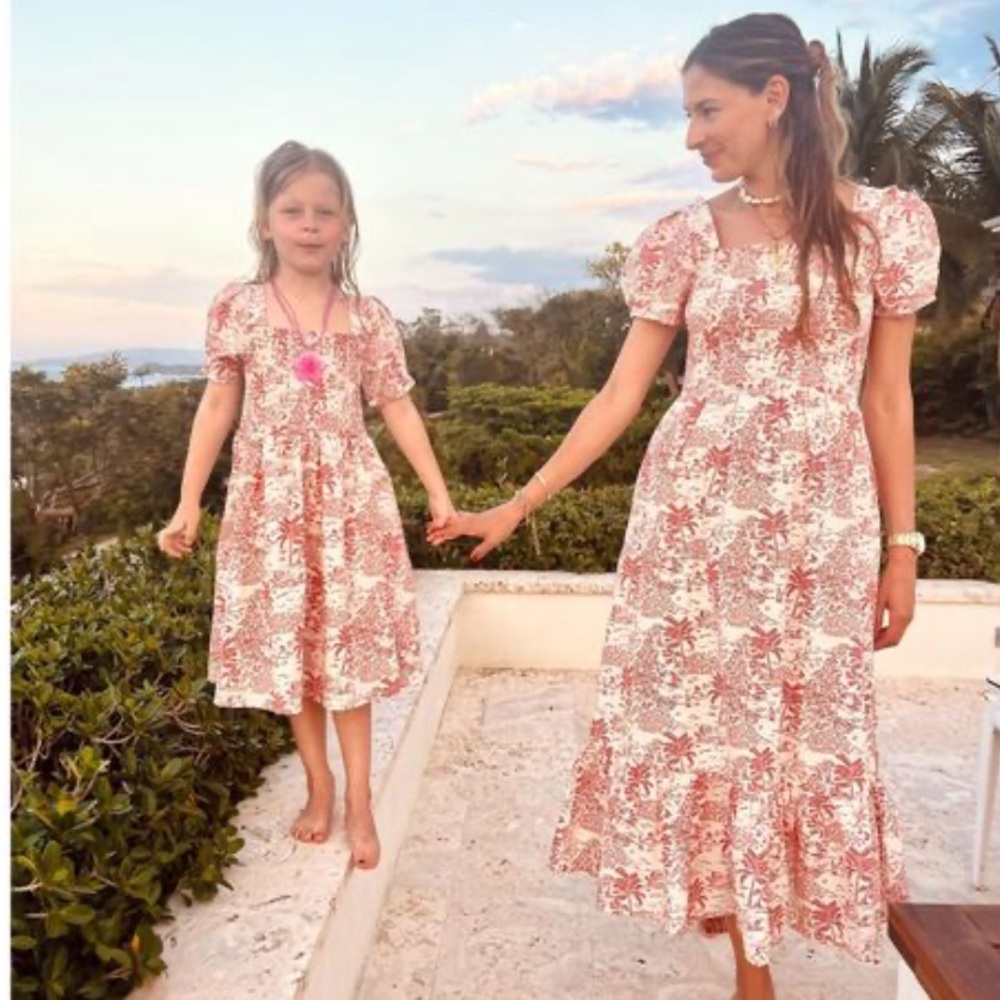 Maison Me Elegant Pink and White Midi Dress